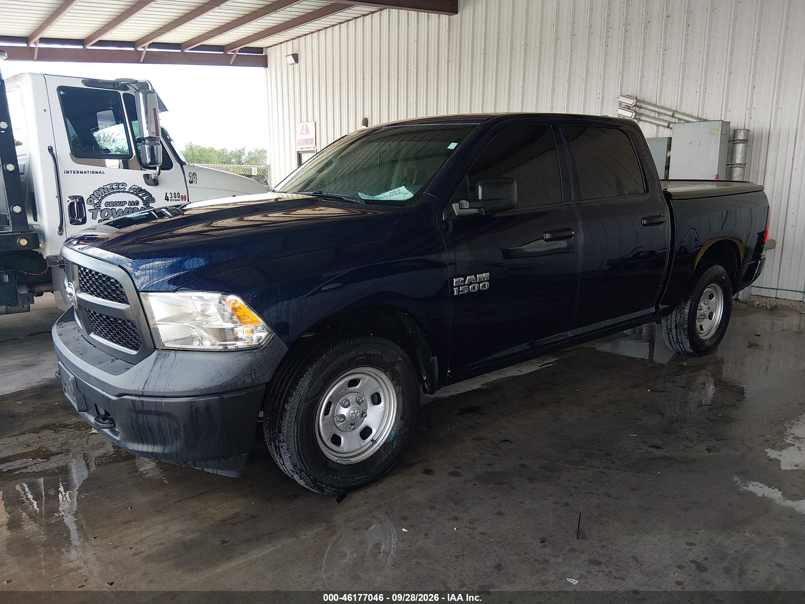 2017 RAM 1500 TRADESMAN  4X4 5'7 BOX — I2