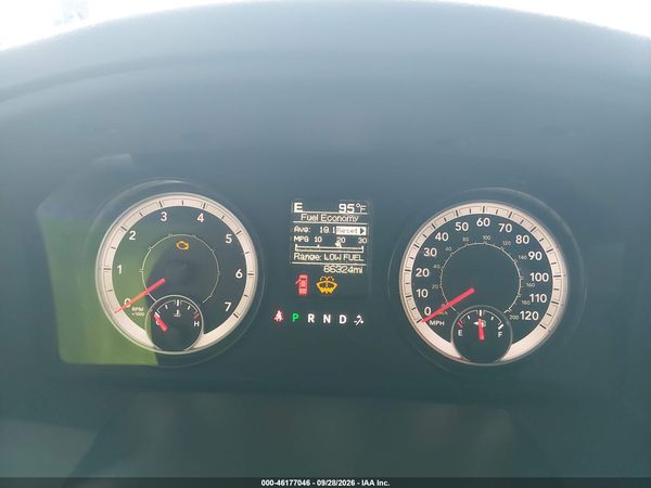 2017 RAM 1500 TRADESMAN  4X4 5'7 BOX — I7