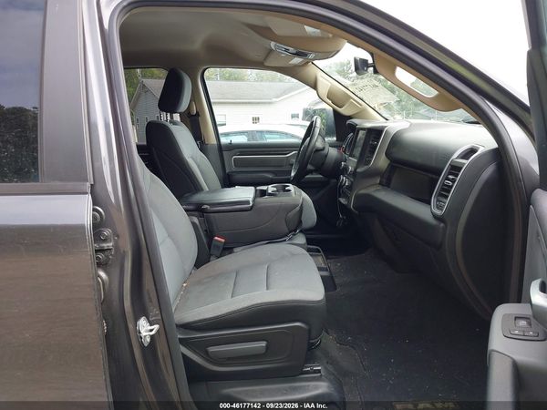 2020 RAM 1500 BIG HORN  4X4 5'7 BOX — I5