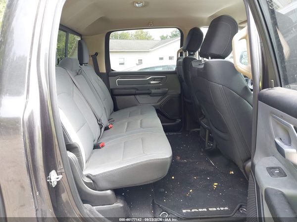 2020 RAM 1500 BIG HORN  4X4 5'7 BOX — I8