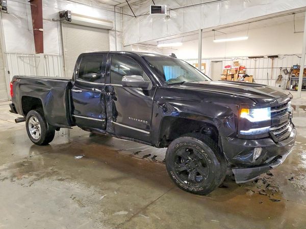 2017 CHEVROLET SILVERADO LTZ