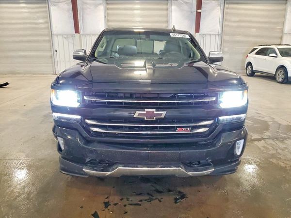 2017 CHEVROLET SILVERADO LTZ