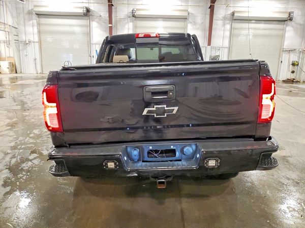 2017 CHEVROLET SILVERADO LTZ