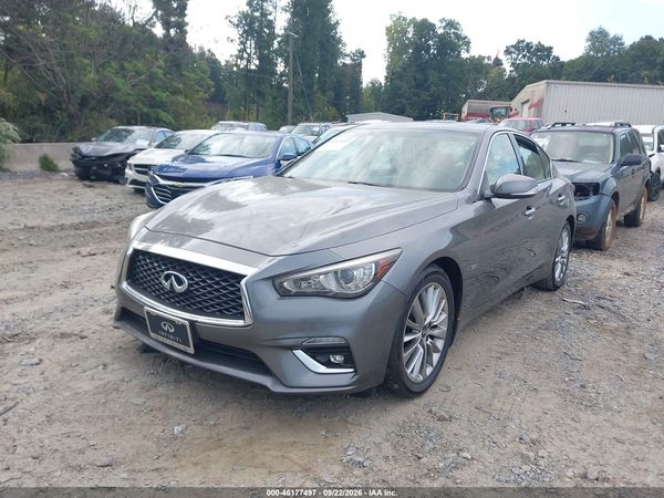 2018 INFINITI Q50 — I2