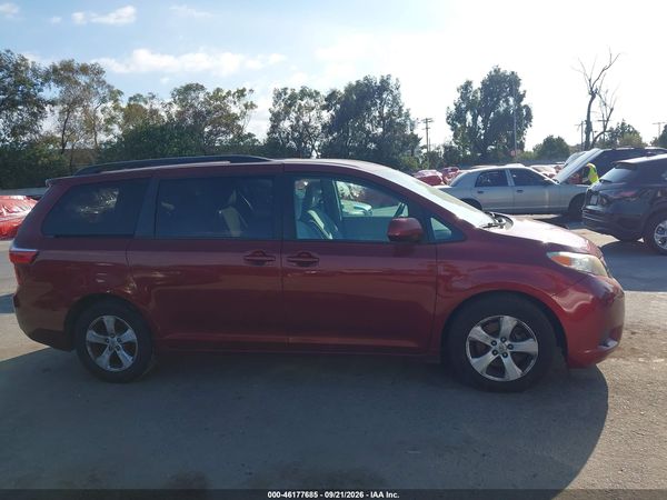 2017 TOYOTA SIENNA LE 8 PASSENGER — I116