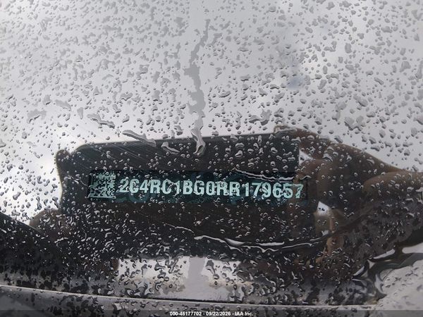 2024 CHRYSLER PACIFICA TOURING L — I9