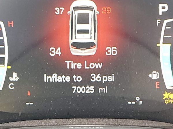 2024 CHRYSLER PACIFICA TOURING L — I118
