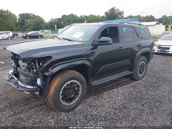 2025 TOYOTA 4RUNNER — I2
