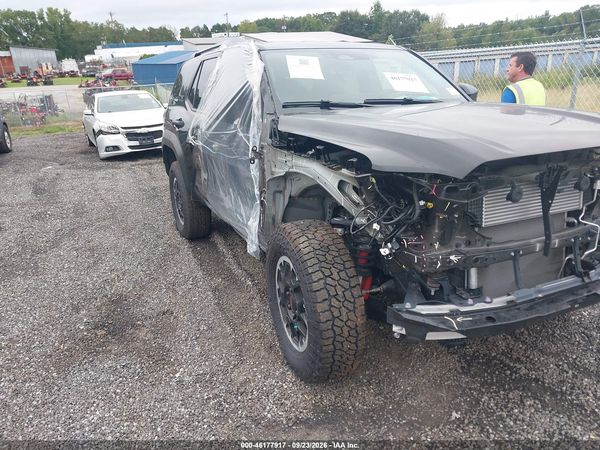 2025 TOYOTA 4RUNNER TRD OFF ROAD PREMIUM — I6