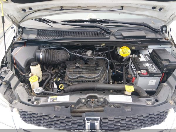 2015 DODGE GRAND CARAVAN SE — I10
