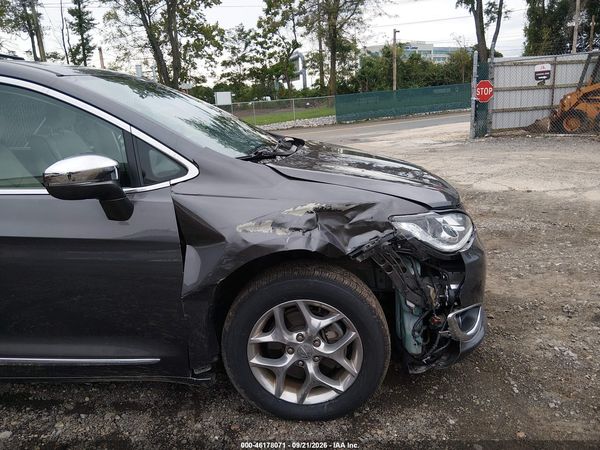 2018 CHRYSLER PACIFICA LIMITED — I6