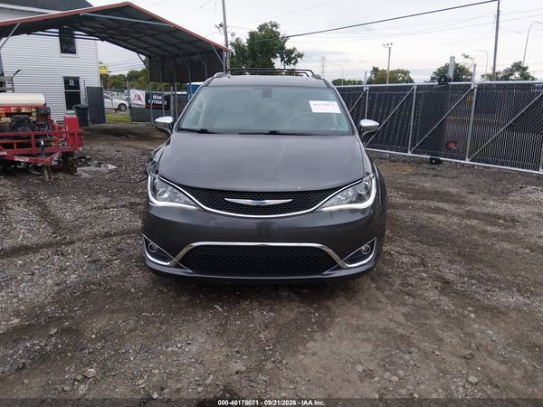 2018 CHRYSLER PACIFICA LIMITED — I115