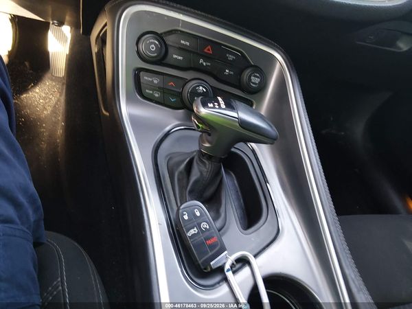 2020 DODGE CHALLENGER SXT — I11