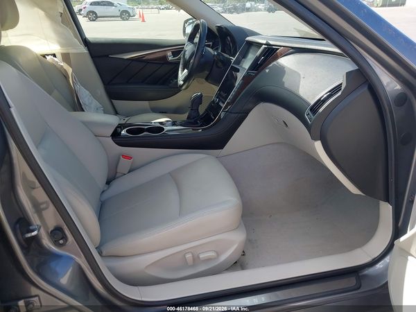2018 INFINITI Q50 3.0T LUXE — I5