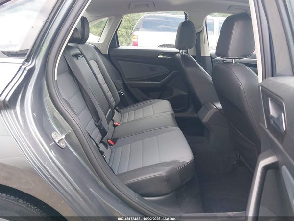 2025 VOLKSWAGEN JETTA 1.5T SE — I8