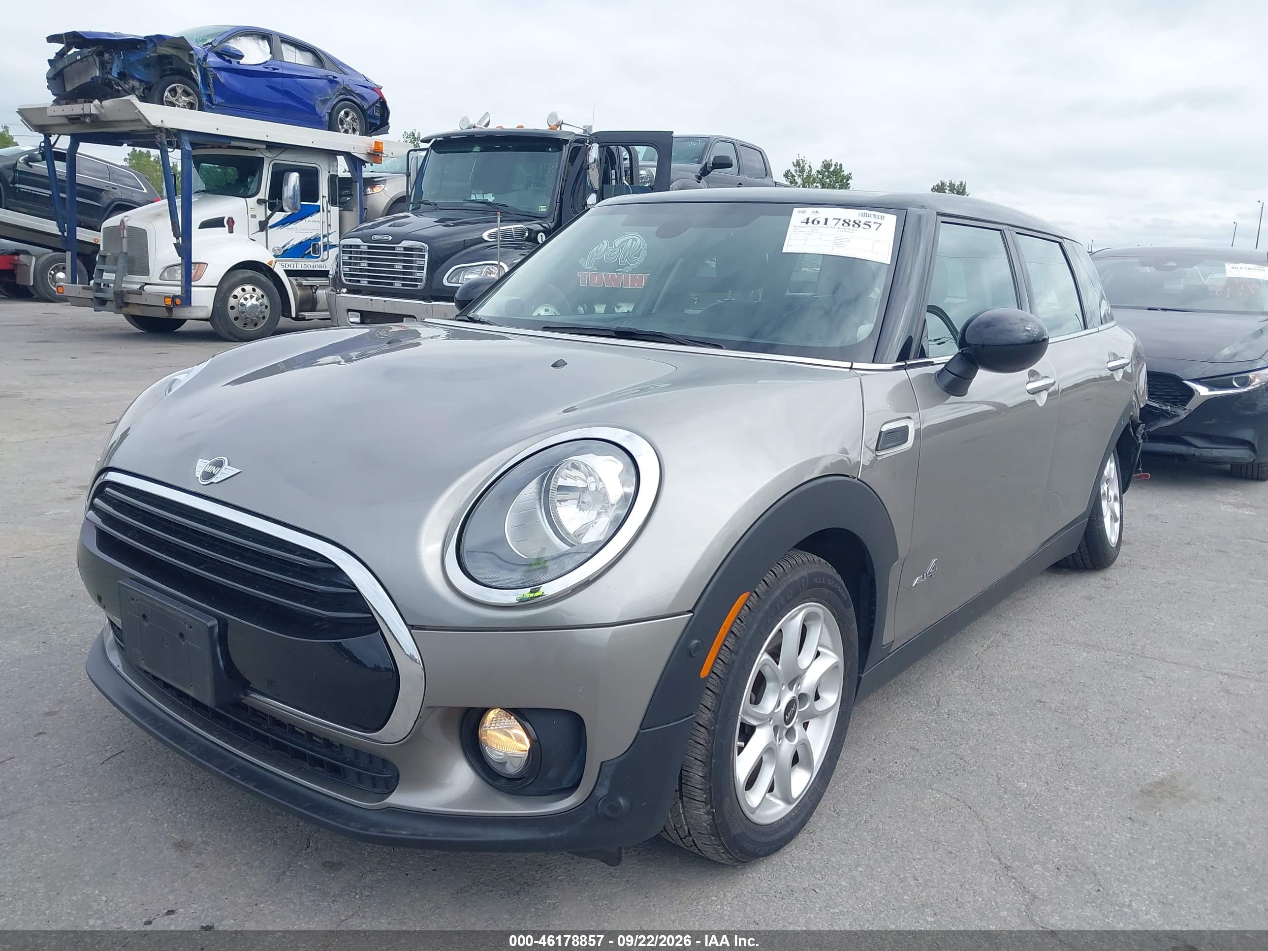 2017 MINI CLUBMAN COOPER — I2