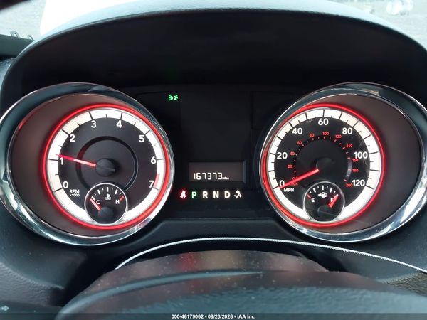 2017 DODGE GRAND CARAVAN SXT — I7