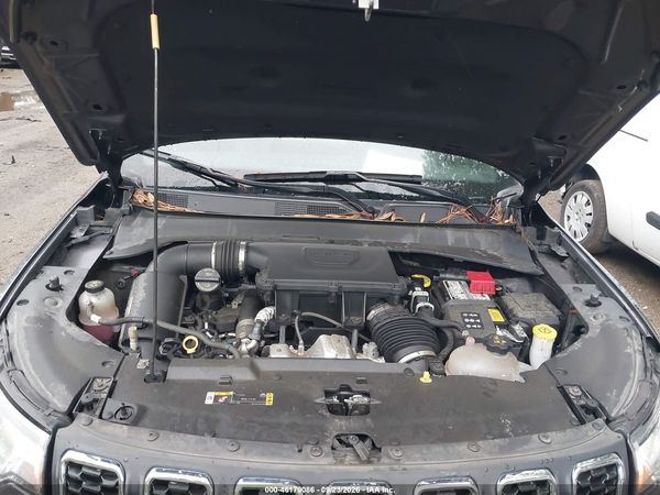 2024 JEEP COMPASS LATITUDE 4X4 — I10