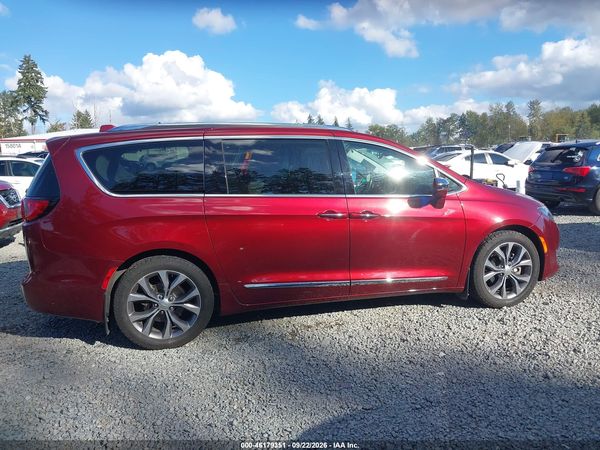2017 CHRYSLER PACIFICA LIMITED — I116