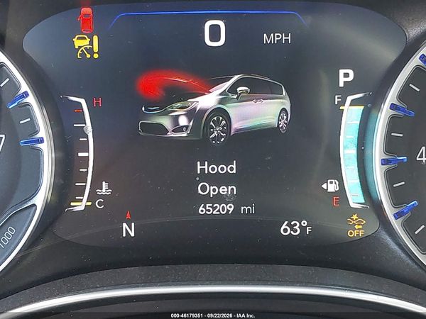 2017 CHRYSLER PACIFICA LIMITED — I118