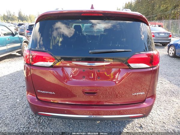 2017 CHRYSLER PACIFICA LIMITED — I119