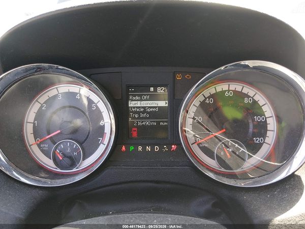 2013 DODGE GRAND CARAVAN R/T — I7