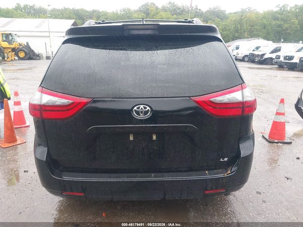 2020 TOYOTA SIENNA LE — I119