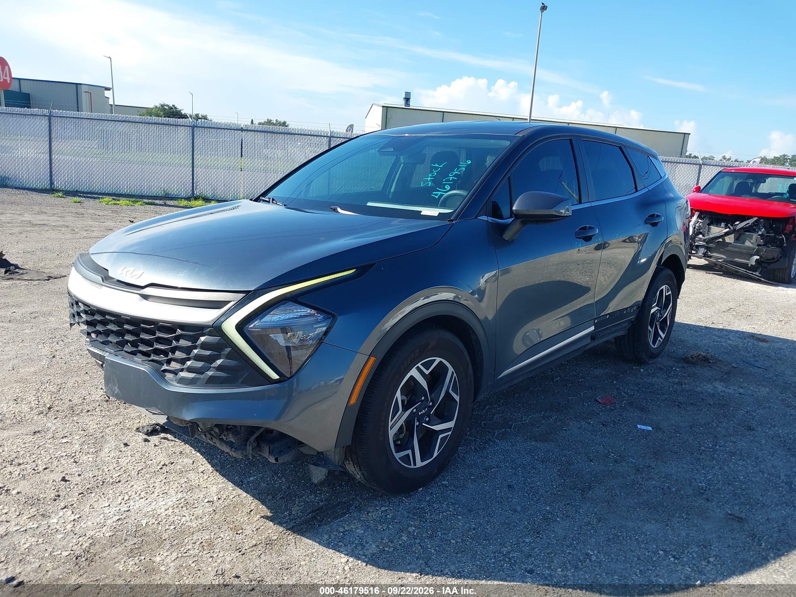 2023 KIA SPORTAGE LX — I2