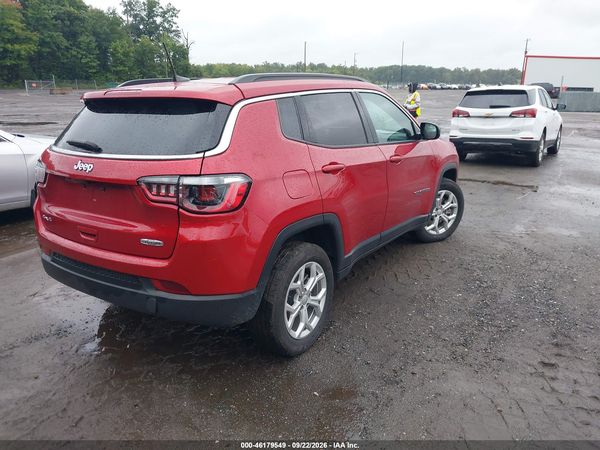 2024 JEEP COMPASS LATITUDE 4X4 — I4