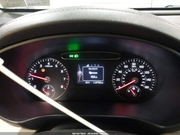 2017 KIA SORENTO 3.3L LX — I7