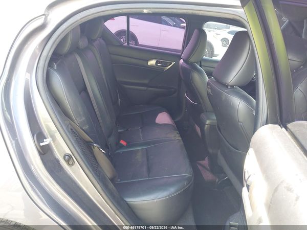 2016 LEXUS CT 200H — I8