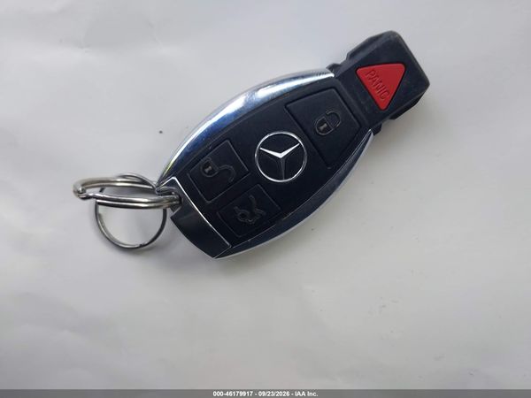 2012 MERCEDES-BENZ C 300 — I11