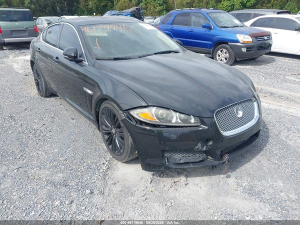 2012 JAGUAR XF PORTFOLIO — I6