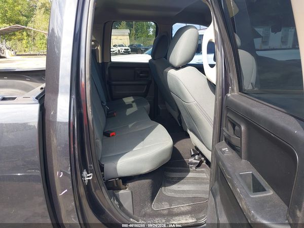 2017 RAM 1500 EXPRESS  4X4 6'4 BOX — I8