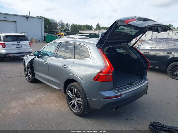 2021 VOLVO XC60 MOMENTUM — I3