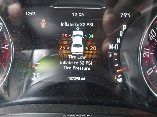 2017 DODGE CHALLENGER SXT — I118