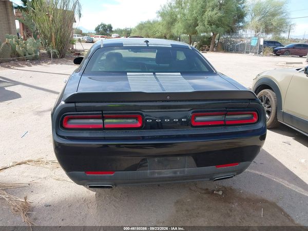2017 DODGE CHALLENGER SXT — I119