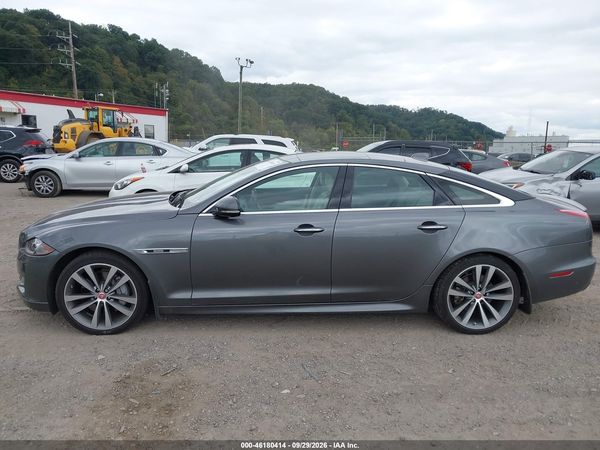 2019 JAGUAR XJ R-SPORT — I117