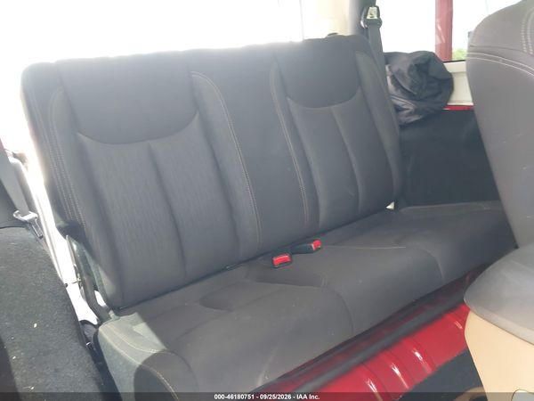 2017 JEEP WRANGLER SAHARA 4X4 — I8