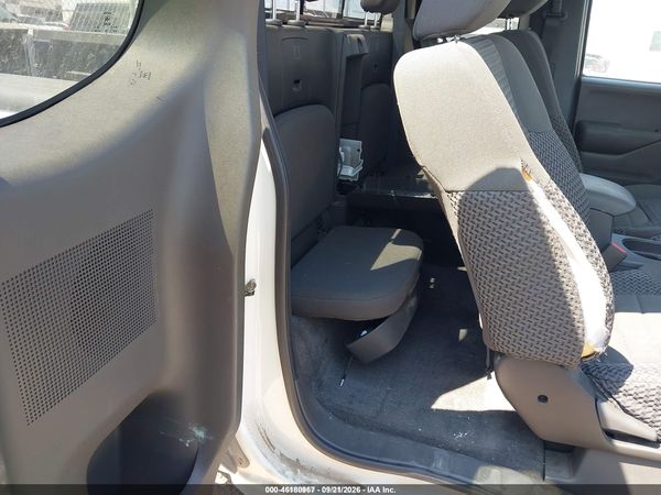 2018 NISSAN FRONTIER SV — I8