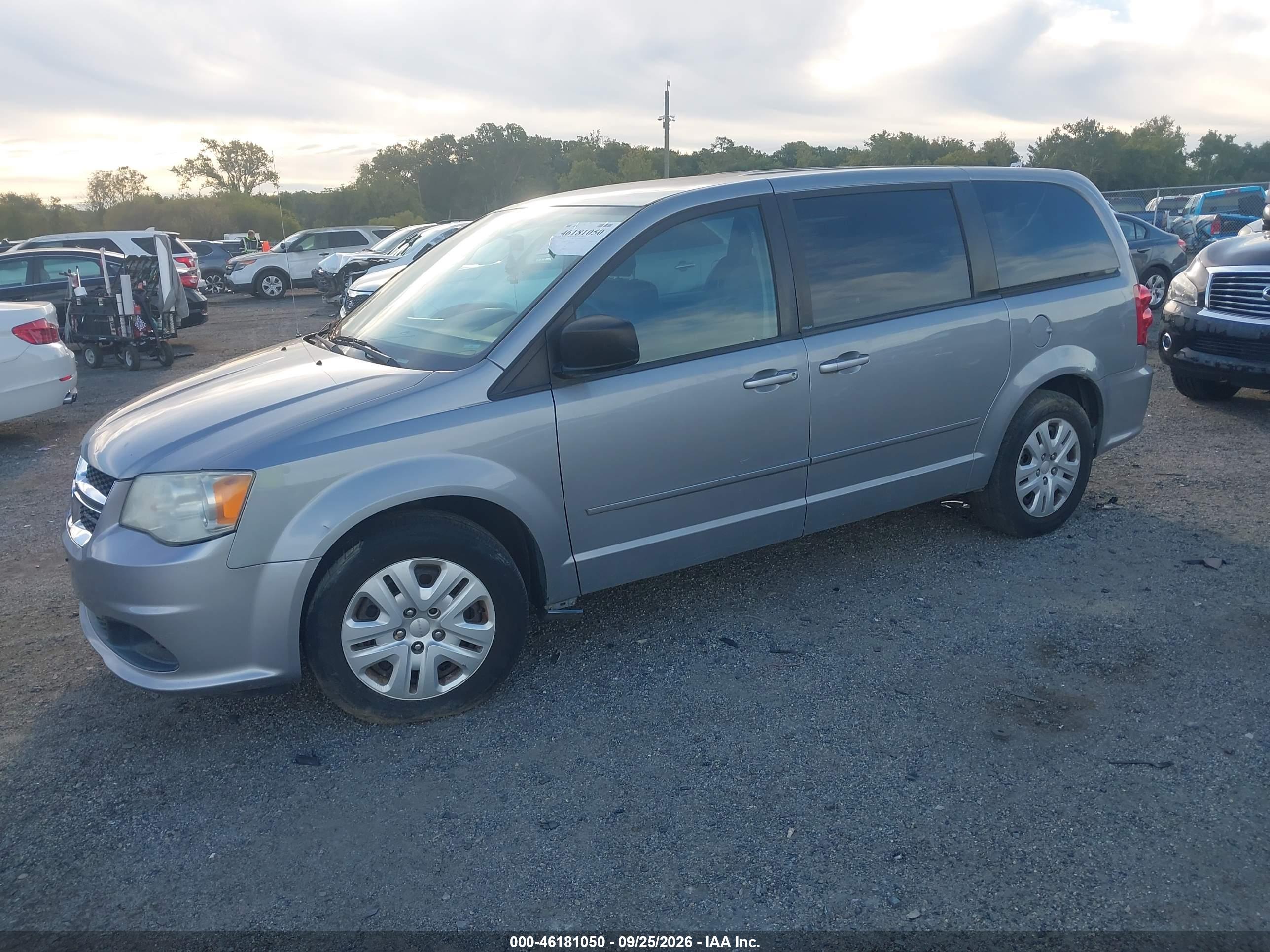 2014 DODGE GRAND CARAVAN SE — I2