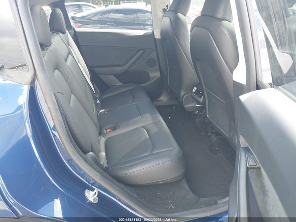 2024 TESLA MODEL Y — I8
