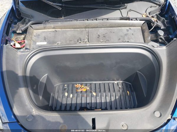 2024 TESLA MODEL Y — I10