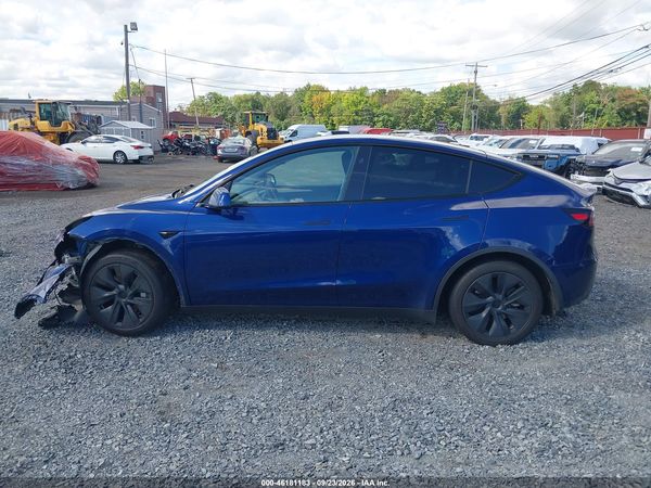 2024 TESLA MODEL Y — I117