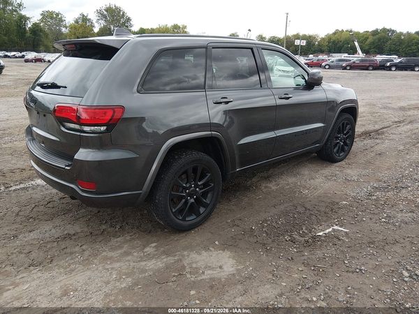 2017 JEEP GRAND CHEROKEE ALTITUDE 4X4 — I4