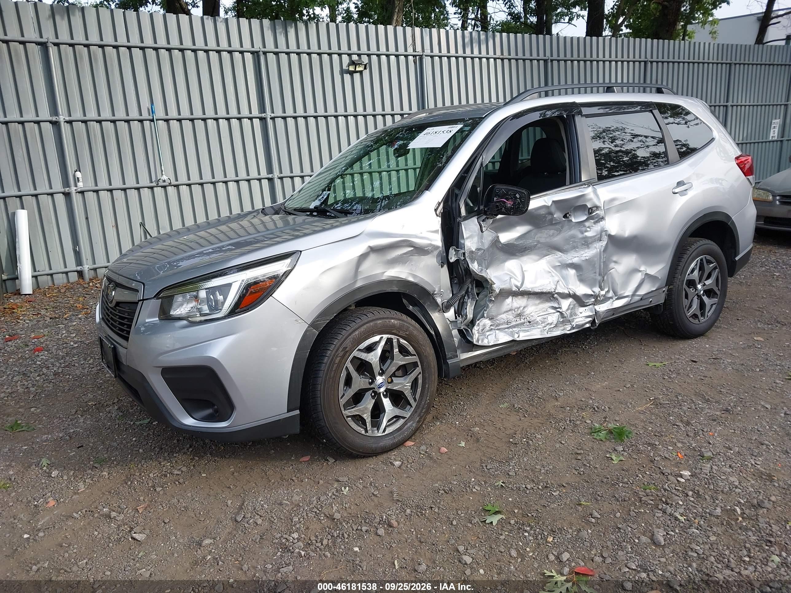 2020 SUBARU FORESTER PREMIUM — I2
