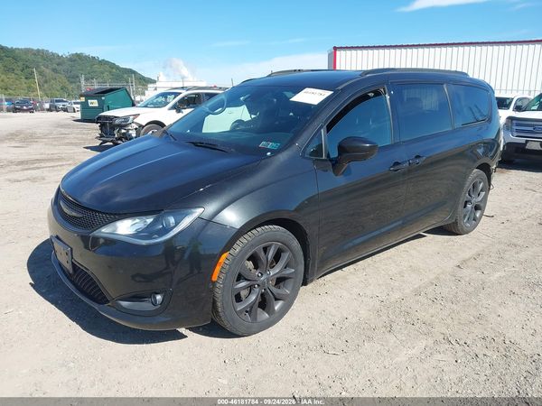 2019 CHRYSLER PACIFICA — I2