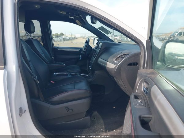 2018 DODGE GRAND CARAVAN GT — I5