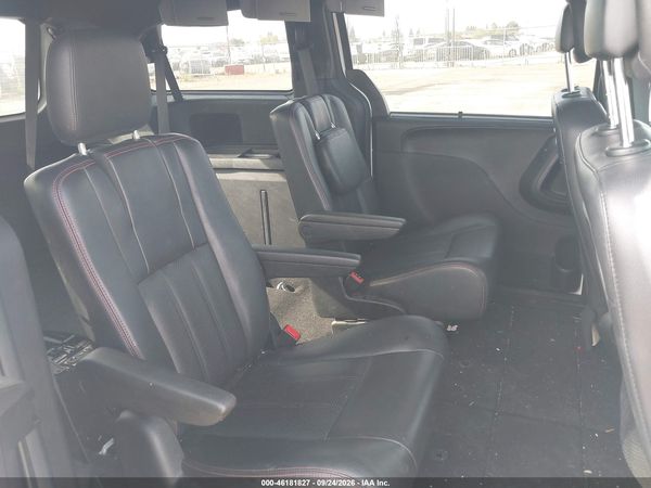 2018 DODGE GRAND CARAVAN GT — I8