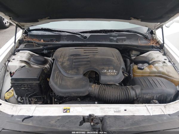 2014 DODGE CHALLENGER SXT — I10